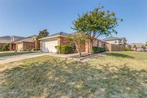 2023 Peony St, Heartland, TX 75126