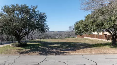 3600 Lands End St, Fort Worth, TX 76109