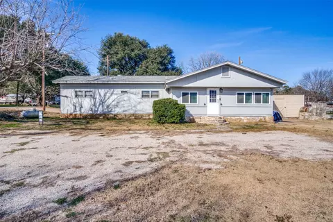 3617 Greenbrook St, Granbury, TX 76048