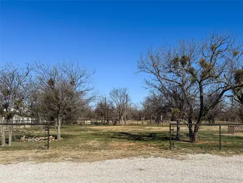 1405 B Ave, Cisco, TX 76437