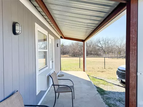 Exterior - 308 E 14th St, Cisco, TX 76437 photo 5 of 8