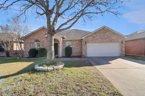 188 Hirth Dr, Crowley, TX 76036