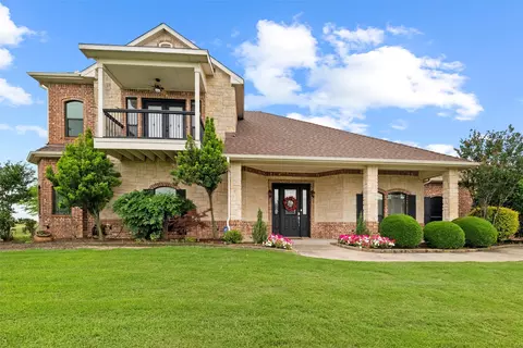 102 Hunter Pass Cv, Waxahachie, TX 75165