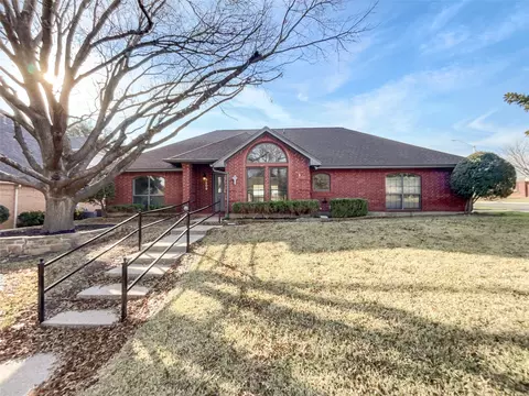 7509 Meadowside Rd, Fort Worth, TX 76132
