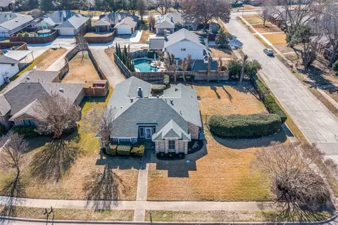 1904 Crestside Dr, Carrollton, TX 75007 photo 36