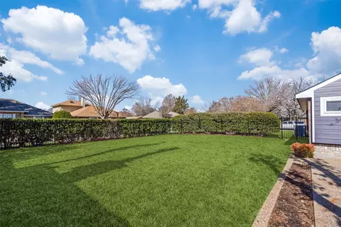 1904 Crestside Dr, Carrollton, TX 75007 photo 30