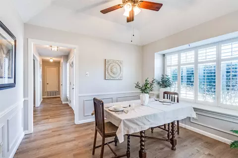 1904 Crestside Dr, Carrollton, TX 75007 photo 17