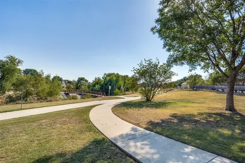 1904 Crestside Dr, Carrollton, TX 75007 photo 38
