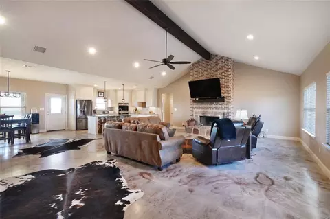 Living - 105 Logans Run Rd, Perrin, TX 76486 photo 2 of 4