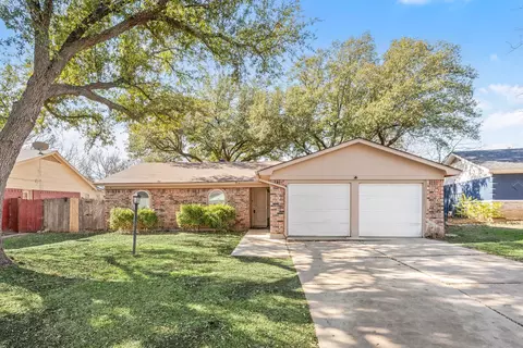 1708 Briar Meadow Dr, Arlington, TX 76014