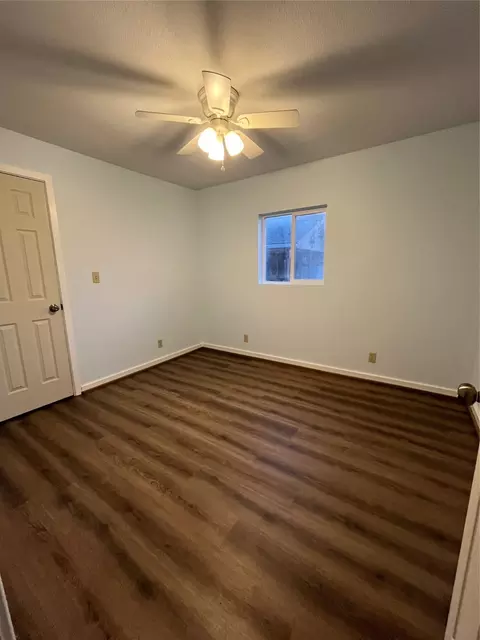 1007 E Grand Ave, Comanche, TX 76442 photo 7