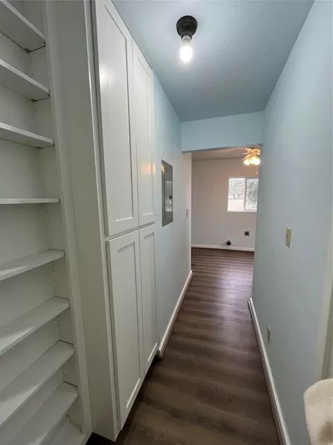 1007 E Grand Ave, Comanche, TX 76442 photo 9