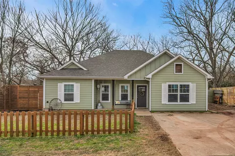 1185 E Jefferson St, Van Alstyne, TX 75495