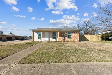 3620 Anglin Dr, Fort Worth, TX 76119