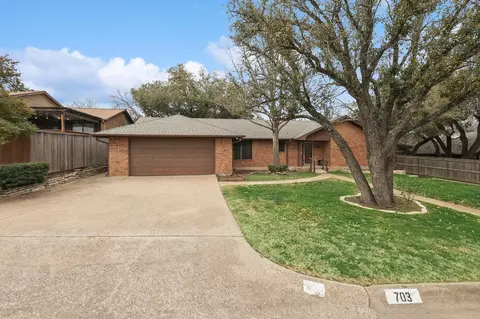703 Terrace Dr, Weatherford, TX 76086