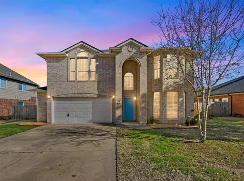 108 Chinos Trl, Justin, TX 76247