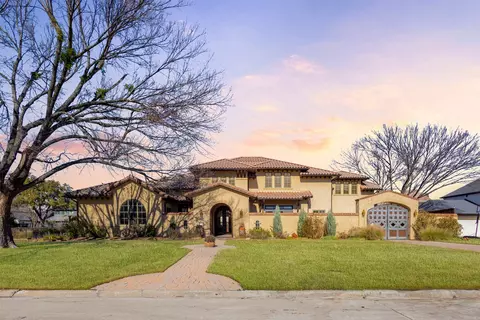 5811 Preston Haven Dr, Dallas, TX 75230
