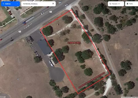 112 Nichols Ct, Granbury, TX 76049