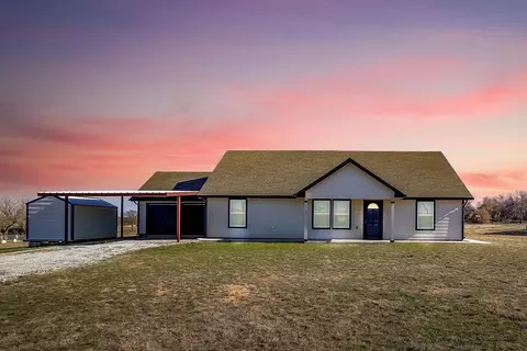 2108 Brown Loop, Poolville, TX 76487