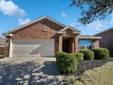 1106 First St, Sanger, TX 76266