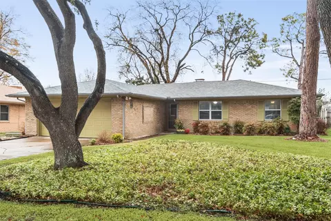 204 Melody Ln, Terrell, TX 75160