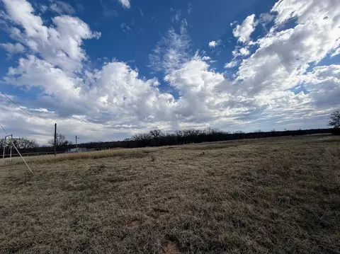 583 Bryan Rd, Sunset, TX 76270 photo 6