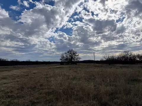 583 Bryan Rd, Sunset, TX 76270 photo 8