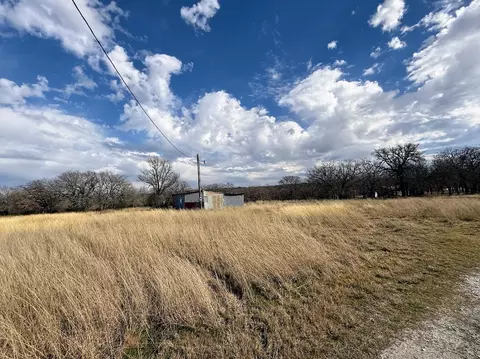 583 Bryan Rd, Sunset, TX 76270 photo 9