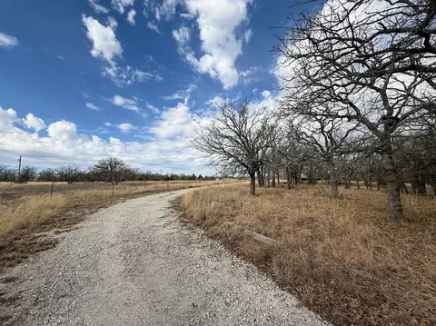 583 Bryan Rd, Sunset, TX 76270 photo 11