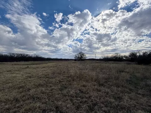 583 Bryan Rd, Sunset, TX 76270 photo 5