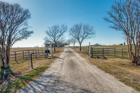 12669 Fm 1385 Rd, Pilot Point, TX 76258