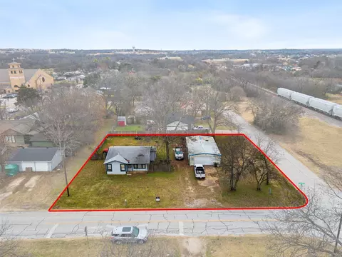 100 Eldred St, Burleson, TX 76028