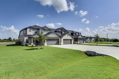 4254-4256 4258 Clovis Ct, Midlothian, TX 76065