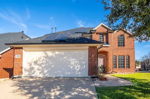 7913 Greengate Dr, Dallas, TX 75249