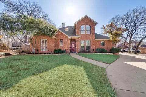 7211 Forestwind Ct, Arlington, TX 76001
