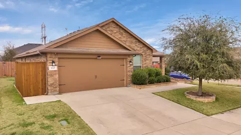 757 Walls Blvd, Crowley, TX 76036