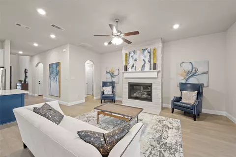 1602 Hope Dr, Euless, TX 76039 photo 11