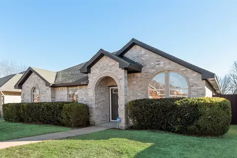 2806 Saint Croix Ave, Lancaster, TX 75146