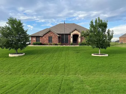 2517 Riverside Dr, Kaufman, TX 75142