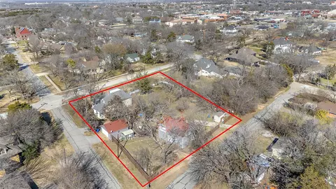 411 S Center St, Forney, TX 75126