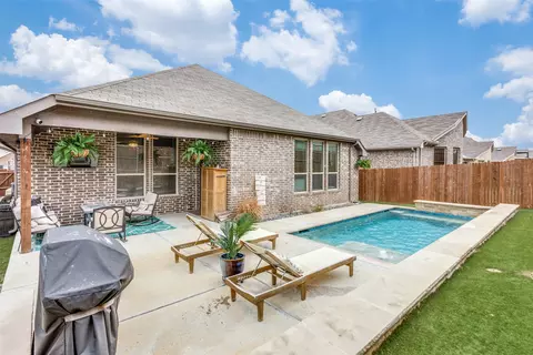 6149 Cobbetts Pond Ln, Fort Worth, TX 76179
