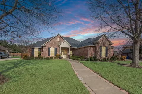 103 Bogey Ct, Waxahachie, TX 75165