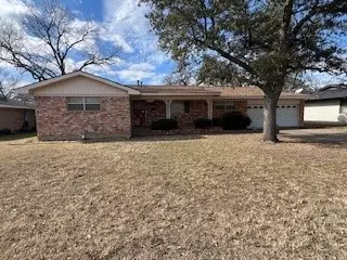 1117 Hurstview Dr, Hurst, TX 76053