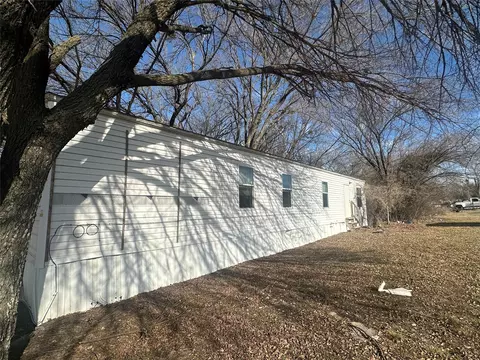 4901 Lanark Ct, Cresson, TX 76035