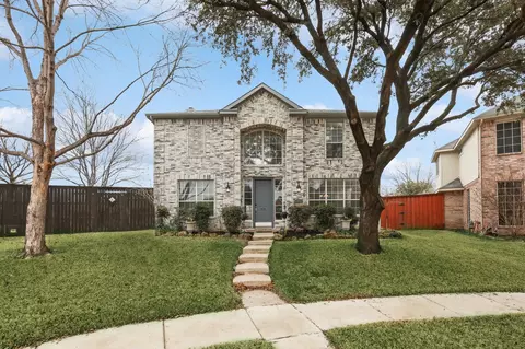 1653 Yosemite Dr, Lewisville, TX 75077