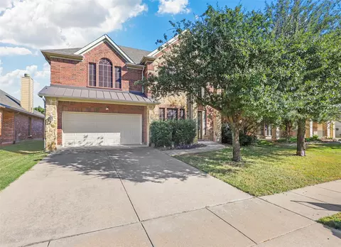 969 Tara Dr, Burleson, TX 76028