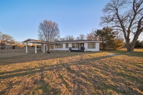 508 W Bells Blvd, Bells, TX 75414