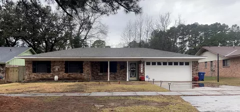 1634 Applewood Dr, Shreveport, LA 71118