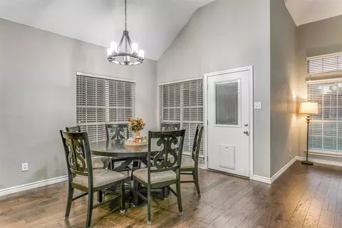 Dining - 1404 Apache Trl, Corinth, TX 76210 photo 3 of 3
