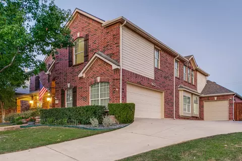 Exterior - 1404 Apache Trl, Corinth, TX 76210 photo 3 of 6